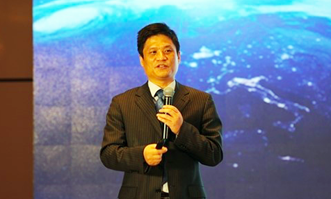 杨冰之：数据驱动行业融合升维