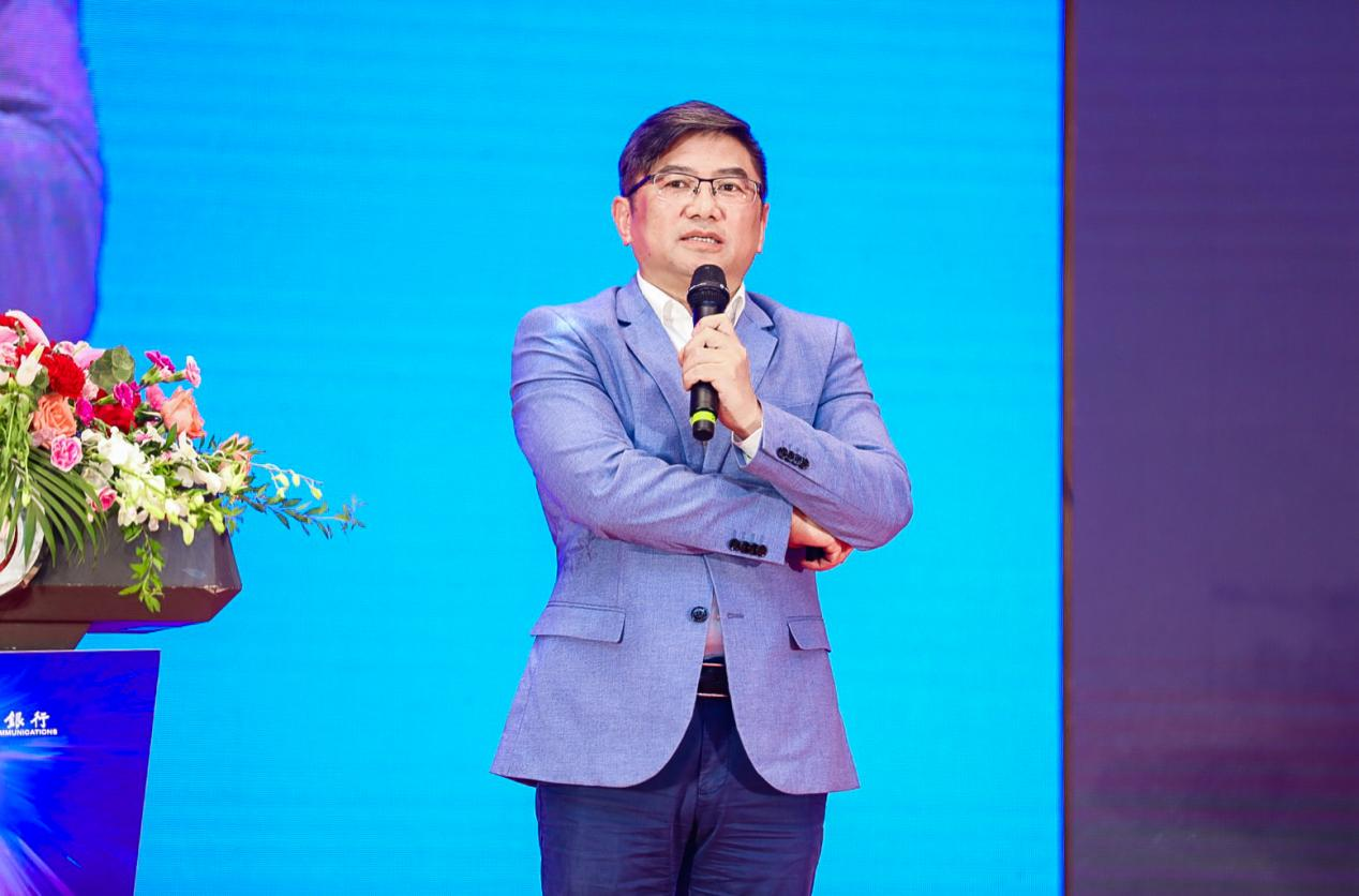 吴余龙：超级集成与超级App——基于北斗网格码的城市时空服务与价值逻辑